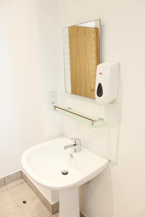 Flexistay Leicester Gable Aparthotel Экстерьер фото
